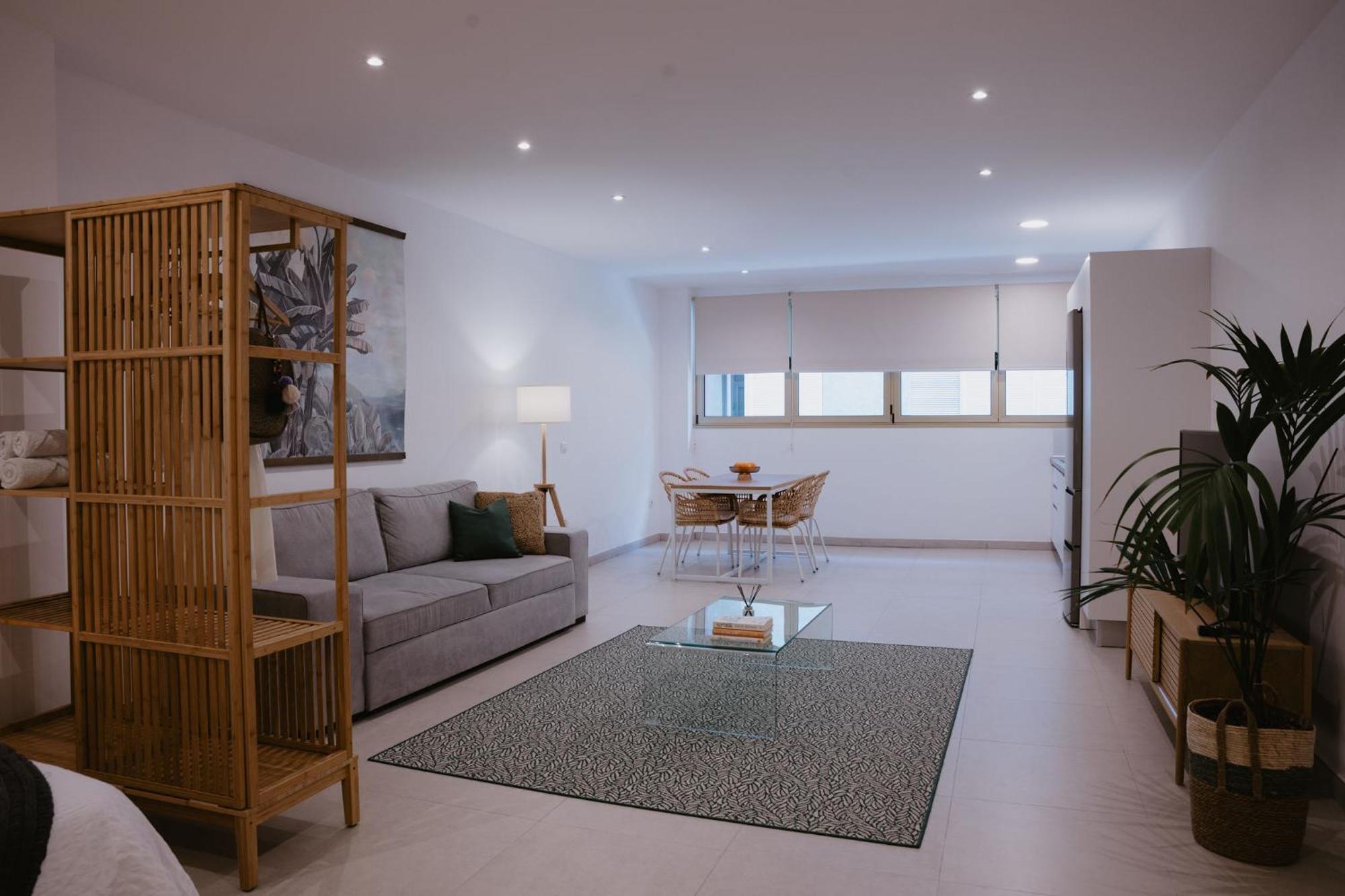 Las Canteras Beach Suites Лас-Пальмас-де-Гран-Канария Экстерьер фото